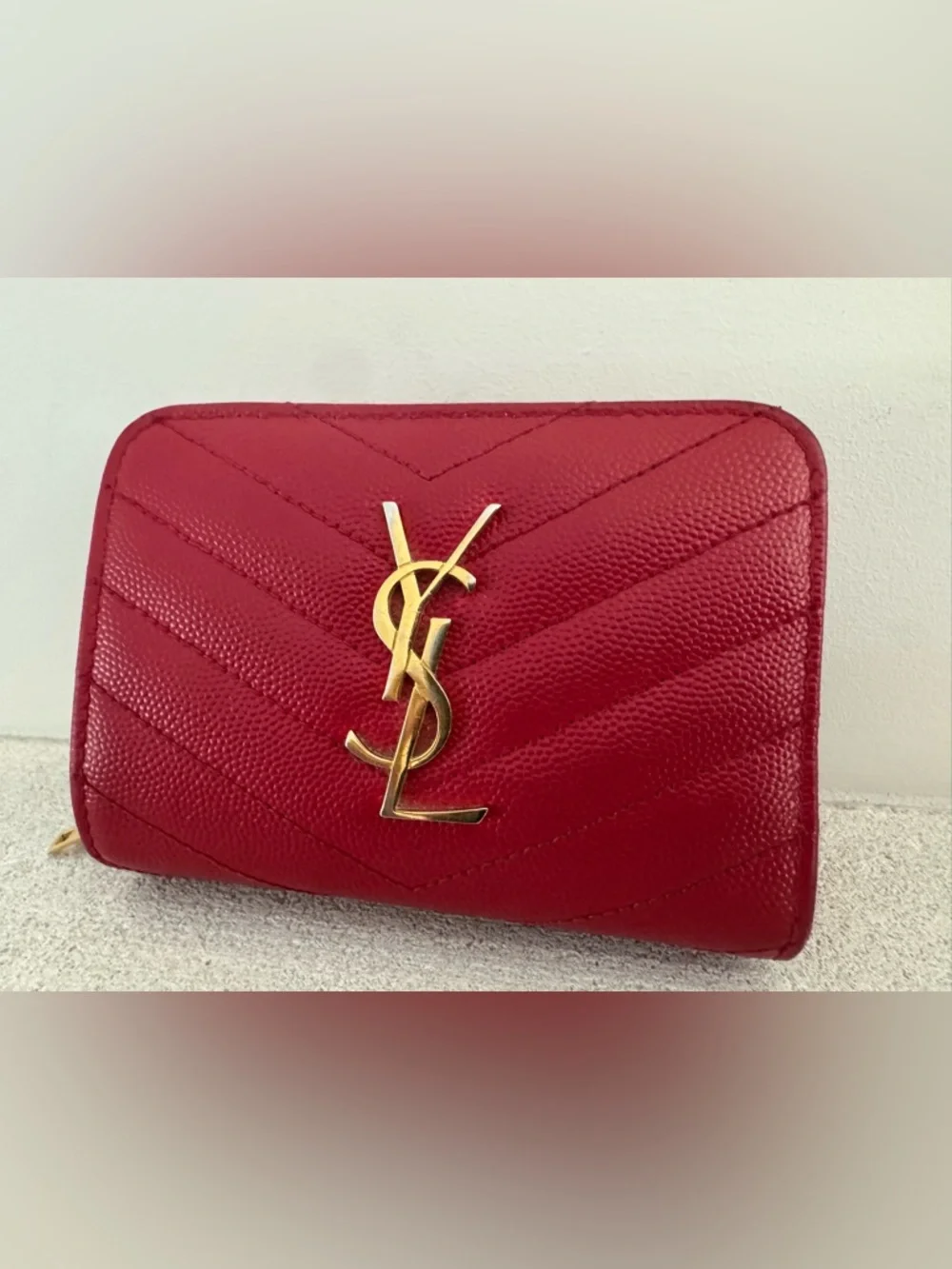 SAINT LAURENT YSL Paris Red Caviar Chevron Compact Bifold Zip Wallet - Picture 10 of 10